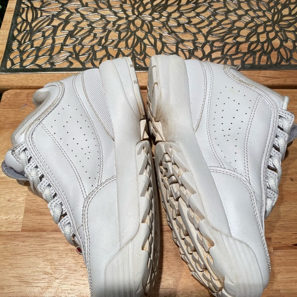 Fila women’s disruptor 2 white size 6.5 - Picture 3 of 5